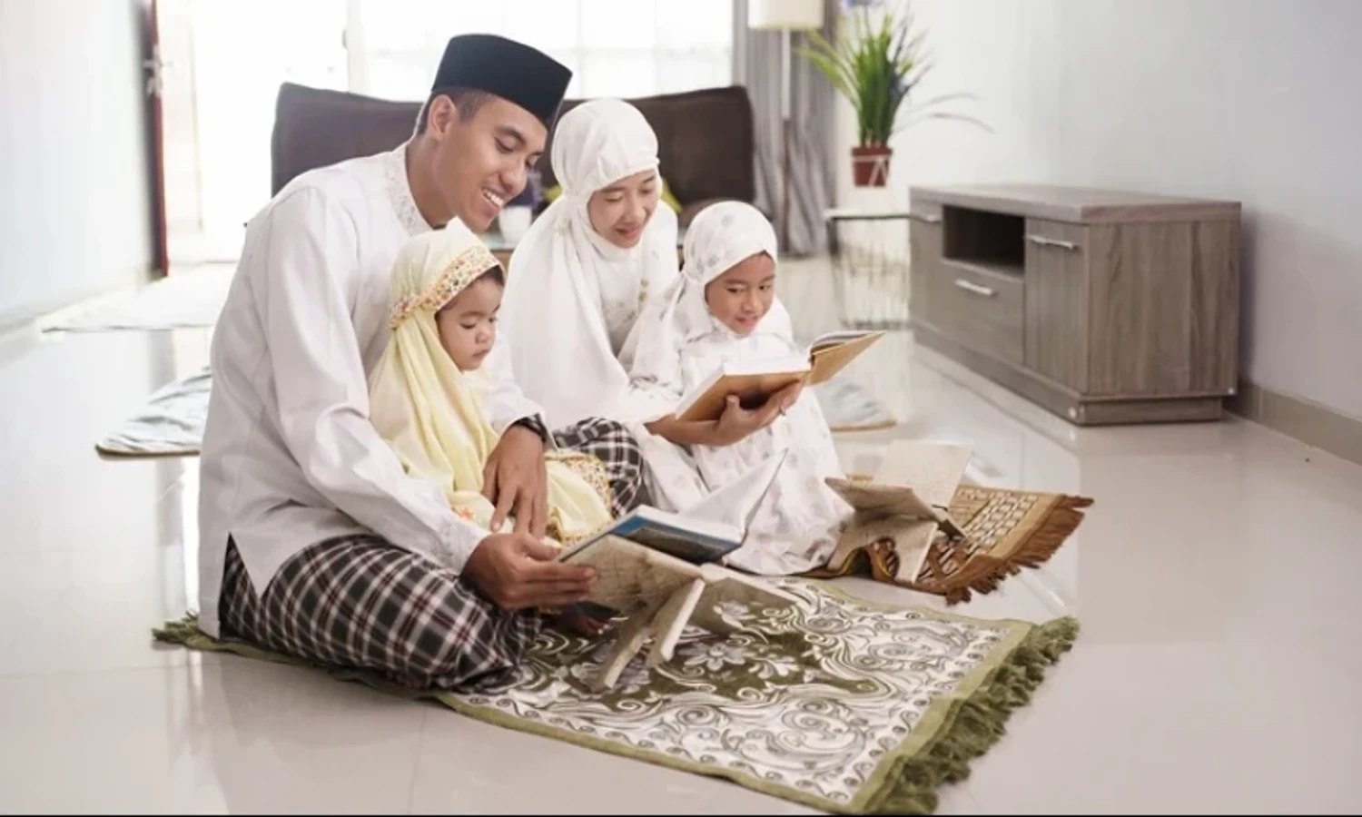 Cara Mendidik Anak Sesuai Ajaran Islam yang Wajib Diketahui Orang Tua
